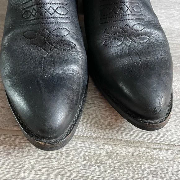 Black Leather Western Boots - Picture 5 of 15
